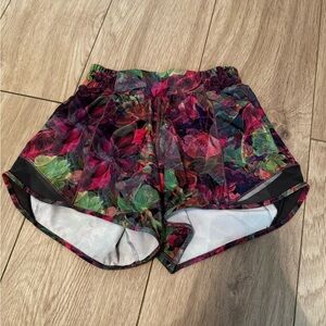 Lululemon Low Rise 4” Shorts